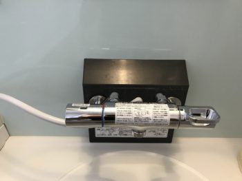 浴室壁だしサーモ水栓交換 事例