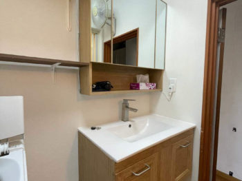 アメリカ製ナチュラルな洗面台