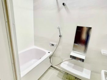 タカラスタンダード　ユニットバス　ぴったりサイズ伸びの美浴室（カラーステンレス浴槽）